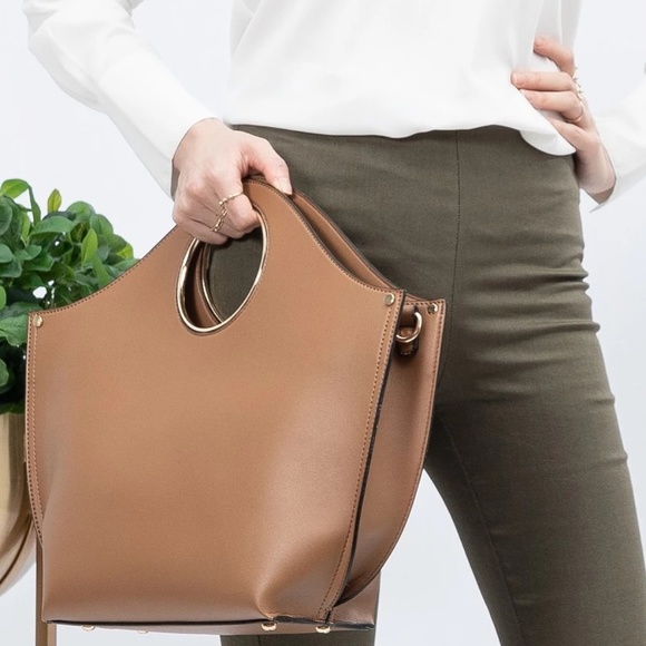 Melie Bianco Heather Tote in Black or Camel - Picture 4 of 9